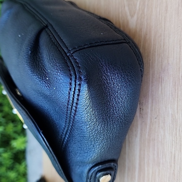 Authentic Michael Kors mini black crossbody - Picture 9 of 12